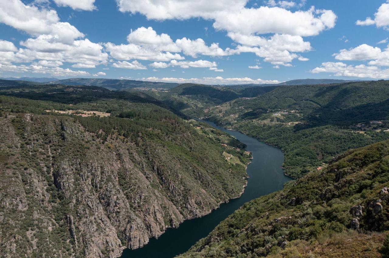 Alojamiento Turistico Caxide Parada De Sil Ribeira Sacra Eksteriør bilde